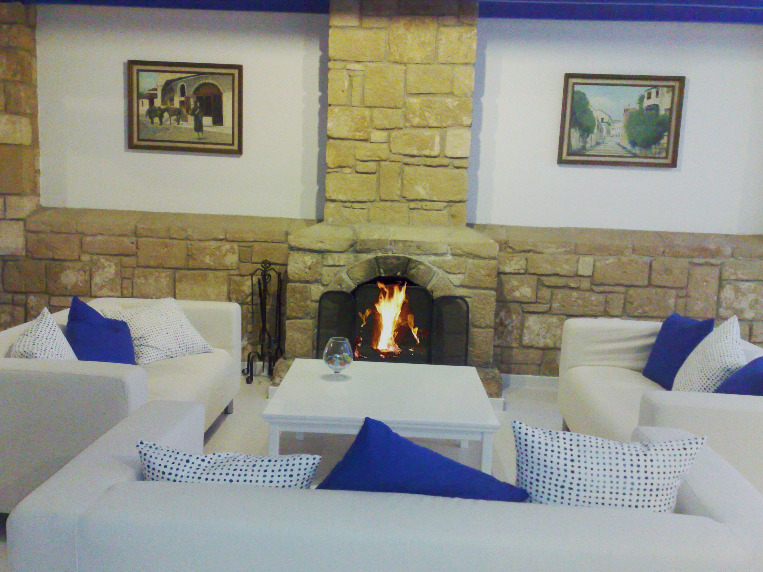 ฮิลล์ท็อป การ์เดน โฮเต็ล อพาร์ตเมนต์ Aparthotel Paphos ภายนอก รูปภาพ